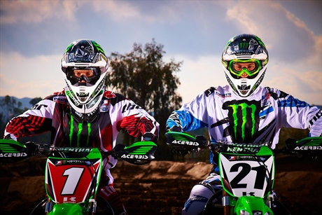 Villopoto - Weimer Monster Energy Kawasaki will continue with its successful team of Ryan Villopoto and Jake Weimer on board the championship proven KX™450F for 2013 and beyond.