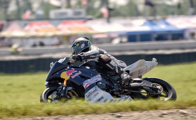 RRF-NewOrleans The RoadRace Factory/Red Bull team saw its best weekend yet at the AMA Pro season finale at NOLA Motorsports Park last weekend. Jake Gagne won pole for the Daytona SportBike race. Hayden Gillim won Saturday's AMA Pro SuperSport race and finished second on Sunday, winning the Big Kahuna surfboard trophy for his efforts. Tomas Puerta and J.D. Beach both finished on the podium, making it a successful one for all four of the team's riders in the last race of the year.