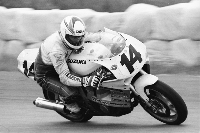 Beck, William - Putnam 5-92 William Beck hustles the Moto Sport Racing Suzuki GSXR1100 through a turn at Putnam Park during a round of the Vanson/PM WERA National Endurance race in May of 1992.
