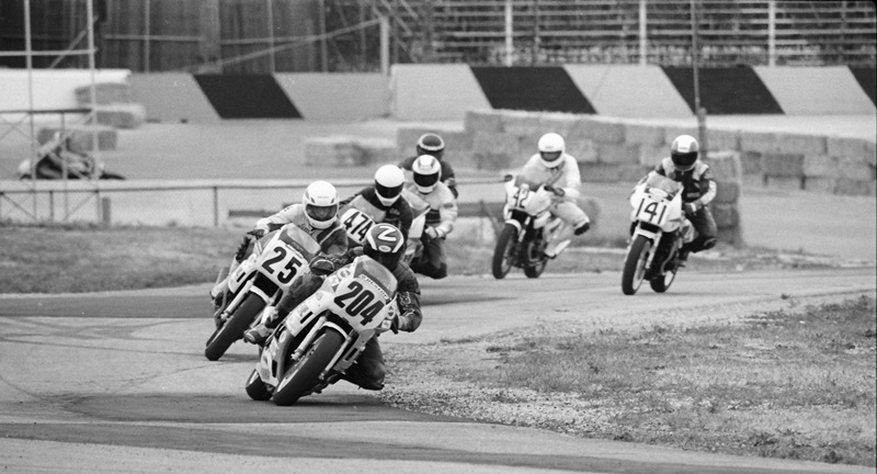 Zampach, Scott - Milwaukee road race 1988 Scott Zampach (No. 204) leads Jim Still (No. 25), Dan Clemens (No. 474), Stevie Patterson (No. 141) and Kevin Fardoux (No. 42) in a WERA spring race on the infield road course at the Milwaukee Mile in July of 1988. (Larry Lawrence photo)