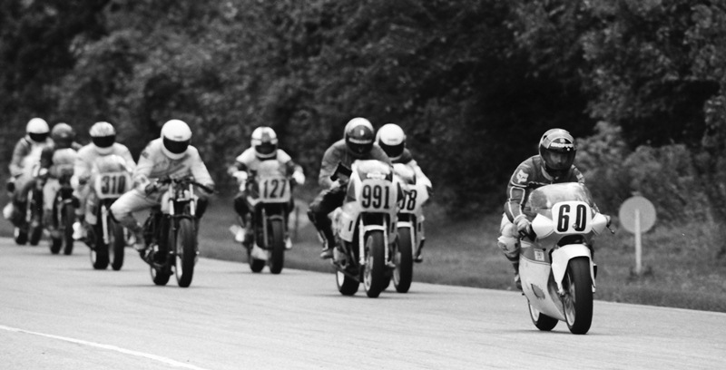 Jeff Vos leads a pack of riders in a WERA Formula 2 race at Blackhawk Farms Raceway in September of 1990. Vos was one of the only riders on a true GP bike and the race and he dominated a field. (Larry Lawrence photo)