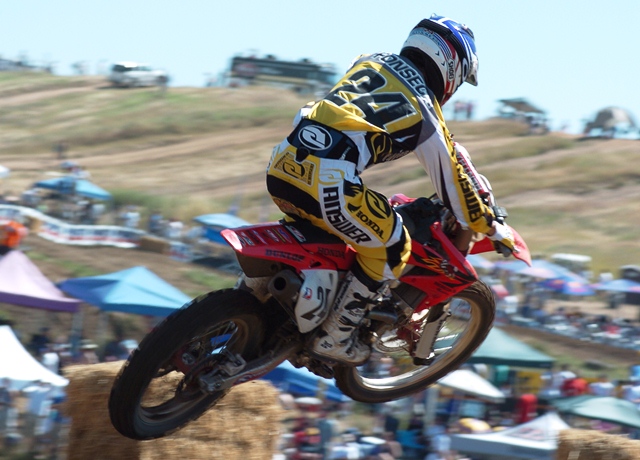 Ernesto Fonseca, the pride of Costa Rica, racing at Hangtown in 2005. Fonseca finished third in the AMA 250cc Motocross Championship (now the 450 class) that season. (Photo by Larry Lawrence)
