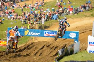Musquin (right) looks to secure his third straight win of the season, while Roczen (94) hopes to maintain the 250 Class points lead. (Courtesy: Simon Cudby)