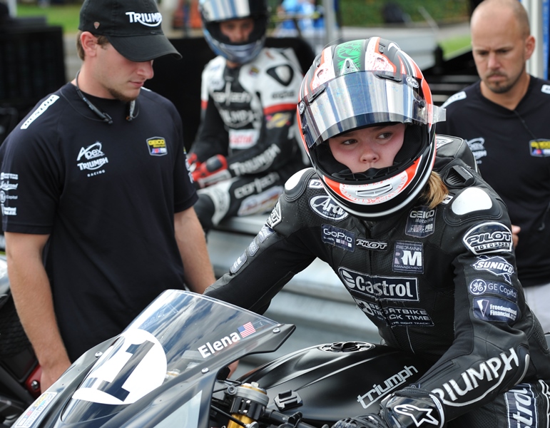 Elena Myers came back to racing at Mid-Ohio after suffering a broken collar bone at Barber last month. I doubt she was anywhere close to 100 percent, but she gritted her teeth and went out and raced. She’s a tough competitor. (Larry Lawrence photo)
