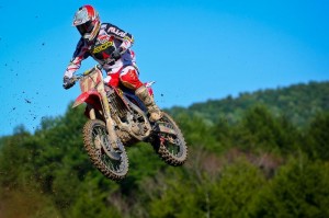 Eli Tomac (17) looks to extend a six-race winning streak with the inaugural victory in Utah Courtesy: Matt Rice / AlliSports.com