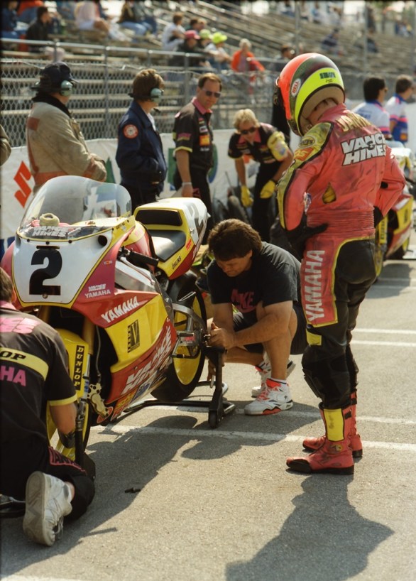 Jamie James and the Vance & Hines Yamaha crew get their Yamaha Superbike ready for action for the Miami Street Race in November of 1991. (Greg Sickmeier Collection)