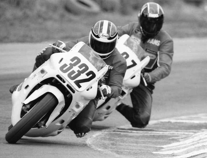 Newton Heston leads fellow Floridian Hans Wilson in the AMA 600cc Supersport race at Road Atlanta in May of 1987. (Larry Lawrence photo)