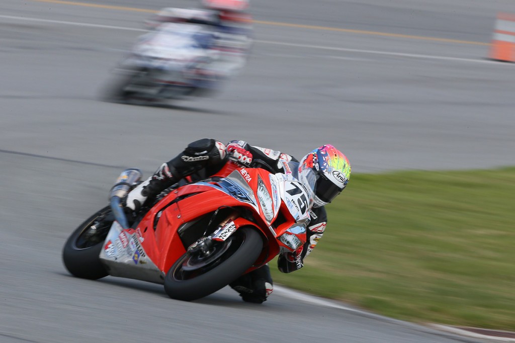  LTD Racing’s Huntley Nash rebounded from a tough day on Friday to secure 14th in Friday’s season opener. Nash on the Neyra Racing Kawasaki ZX-10 improved his lap times in the race, and his last two laps were the best of the day. (Photo by Brian J. Nelson)