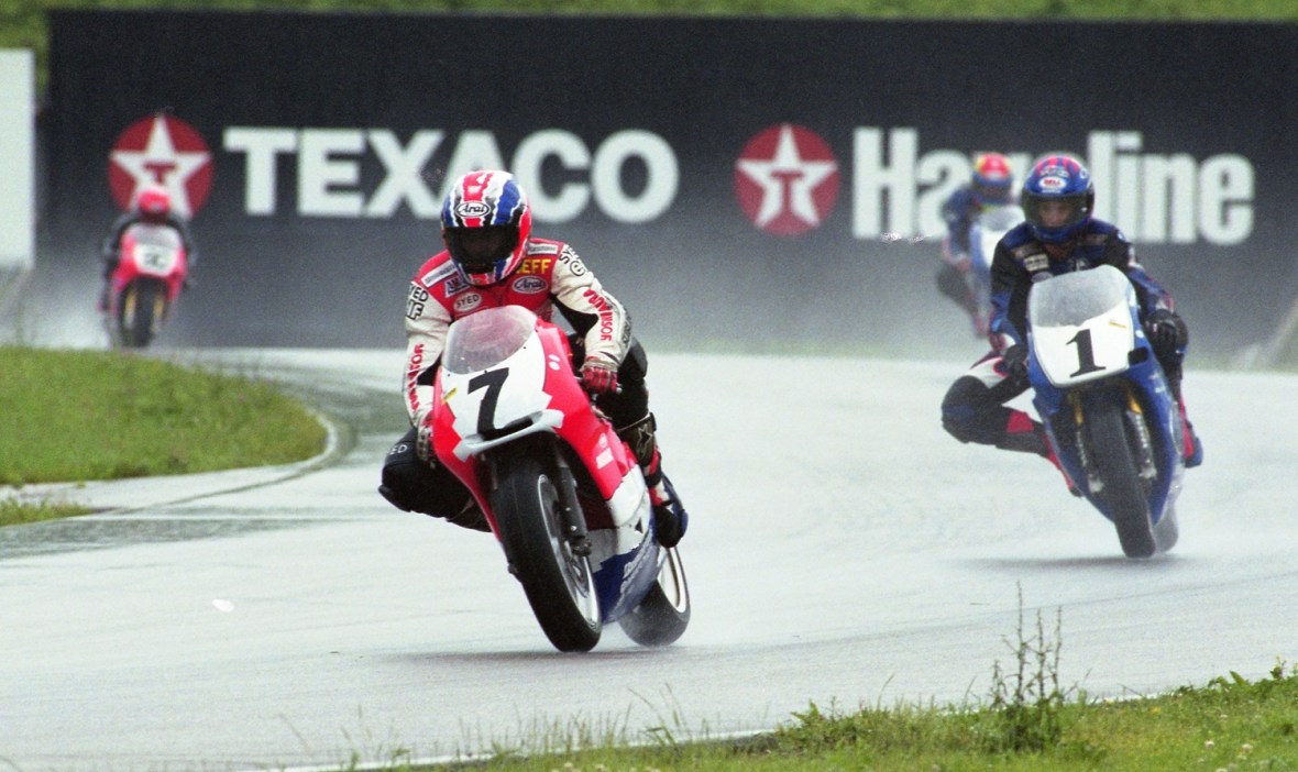 Jeffrey Vos had the race of his life going in the Elkhart Lake AMA 250 Grand Prix in June of 1999. Battling for the lead on a wet Road America, late in the race his bike ran out of gas. He saw a fellow competitor broken down on the side of the track and got fuel from his bike in one of the all-time great efforts to stay in a race. (Henny Ray Abrams photo)