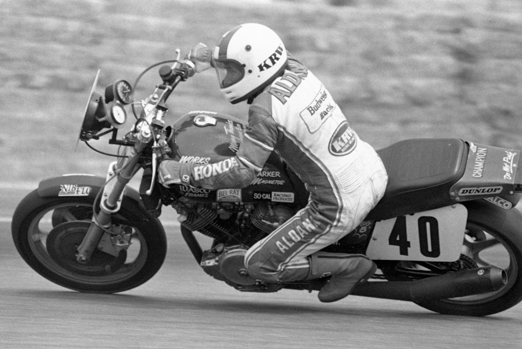 David Aldana races a Bob Works Yamaha XV920-based Battle of the Twins machine at Laguna Seca in 1983. Aldana said he remembers leading the ’83 Laguna BOTT race on the machine for a short time before the motor broke. (Cycle News Photo Collection)