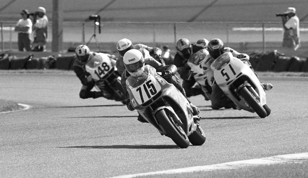James Bronson (No. 715) leads a pack of riders in a race at the NASB Race of Champion at Daytona International Speedway in October of 1995. That’s Ben Bostrom (No. 51) giving chase, along with Kevin Rentzell (No. 148) and a group of other riders. (Henny Ray Abrams photo)