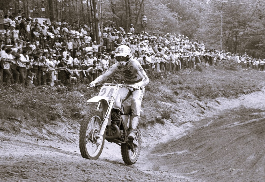 Alan King on the Gas at Southwick (1982) β Rider Files
